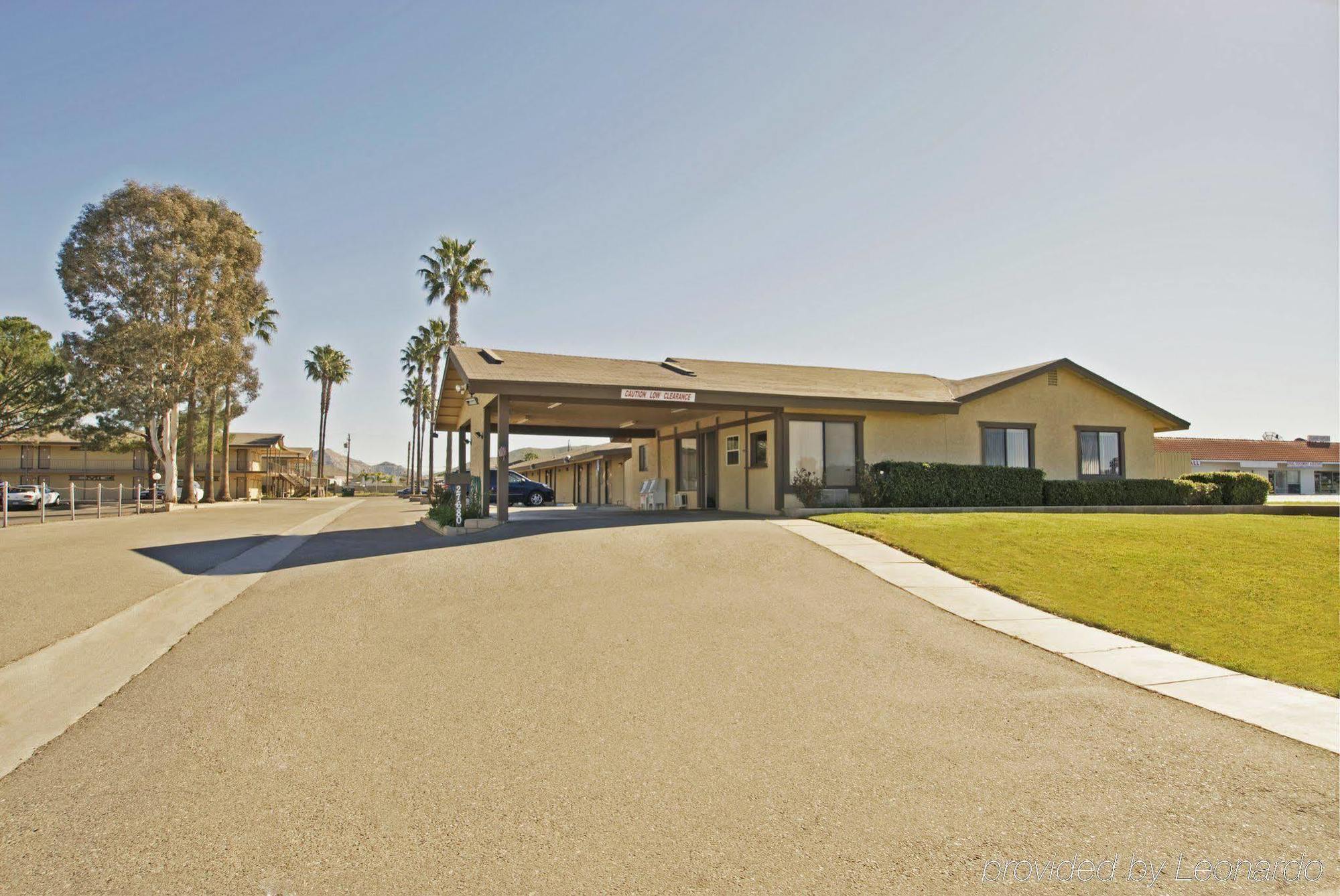 Menifee Inn Екстериор снимка